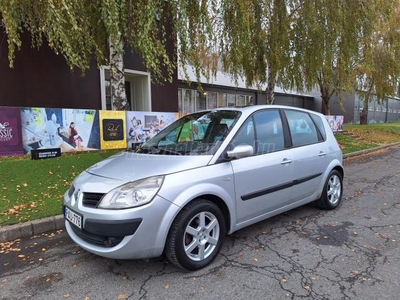 RENAULT SCENIC Grand Scénic 1.6 Dynamique