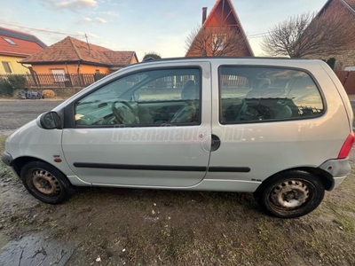 RENAULT TWINGO 1.2 16V Helios