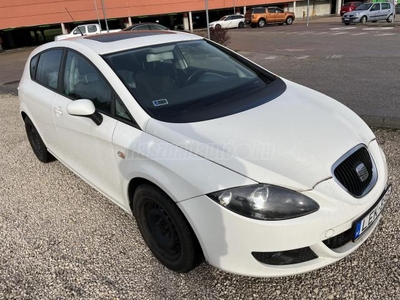 SEAT LEON 1.6 MPI White Edition MAGYARORSZÁGI TEMPOMAT TOLATORADAR