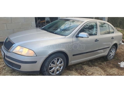 SKODA OCTAVIA 1.4 Ambiente Friss műszaki. vezérlés. olajcsere