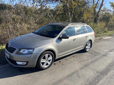 SKODA OCTAVIA 1.6 CR TDI Style NAVI és CarPlay