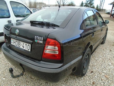 SKODA OCTAVIA 1.6 Elegance Digitális klíma!