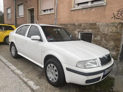 SKODA OCTAVIA 1.6 Tour