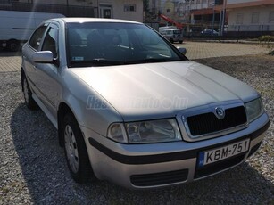 SKODA OCTAVIA 1.6 Tour