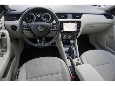 SKODA OCTAVIA 2.0 CR TDI SCR Style DSG7 149.e.Km Áfás Mo-i Navi Kamera Téli csomag . Elekt vezetőülés memória!