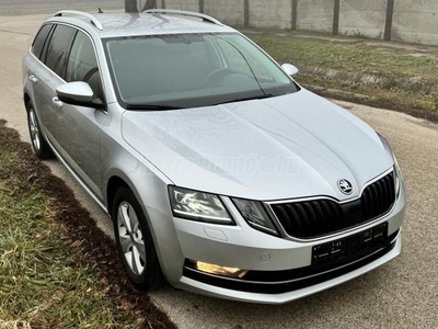 SKODA OCTAVIA 2.0 CR TDI SCR Style DSG7 VIRUTAL KIJELZŐ. LED. GYÁRI FÉNYEZÉS! VÉGIG VEZETETT SZKONYV! AMBIENT!