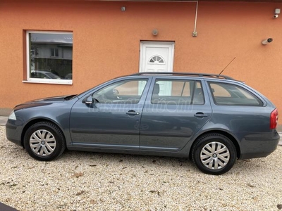 SKODA OCTAVIA Combi 1.6 Elegance !168.000KM!!VONÓHOROG!DIGITKLÍMA!GYÁRI HIFI!TOLATÓ RADAR!FRISS MŰSZAKI!