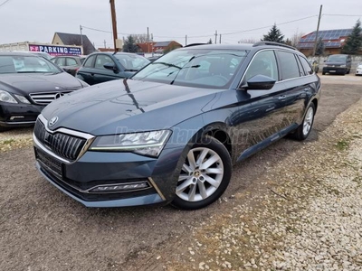 SKODA SUPERB Combi 1.4 TSI iV PHEV Style DSG Szervizkönyv! Virtual cockpit! 2 Töltő!