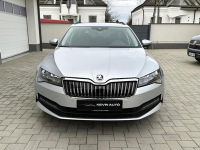 SKODA SUPERB Combi 2.0 TDI SCR Ambition DSG LED/Navi/Táv.temp/Ü.Fűtés/Kamera/V.Horog/19Alu!!!