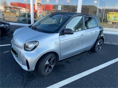 SMART FORFOUR Electric Drive Passion (Automata) 22kw-os gyorstöltővel- 4x ülés- és kormányfűtés- előfűthető/hűthető- nincs gépjá