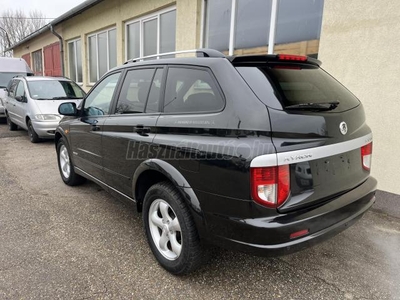 SSANGYONG KYRON 2.0 Xdi Premium (Automata) Rozsdamentes. szép állapot