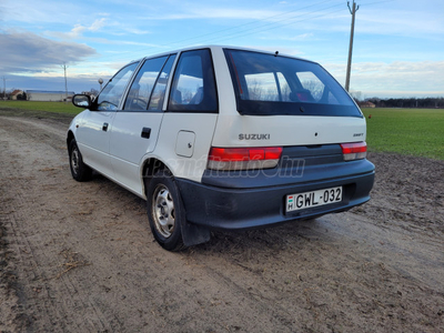 SUZUKI SWIFT 1.0 GA