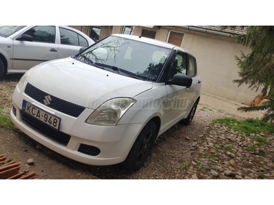 SUZUKI SWIFT 1.3 GC AC