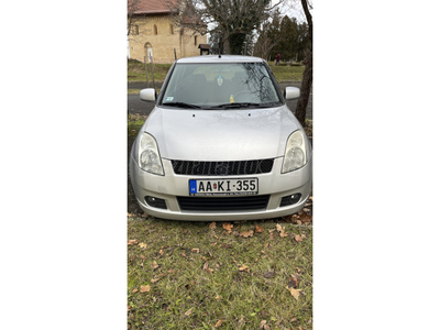 SUZUKI SWIFT 1.3 GC AC