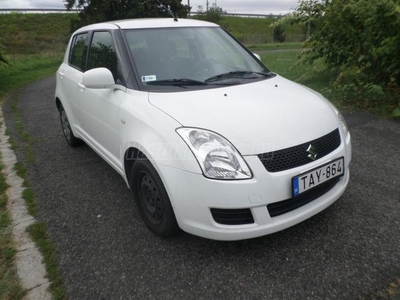 SUZUKI SWIFT 1.3 GC AC