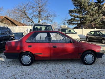 SUZUKI SWIFT Sedan 1.3 GC