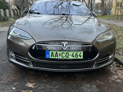 TESLA MODEL S 70D AWD (Automata)