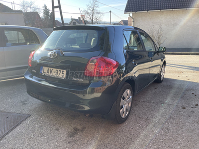 TOYOTA AURIS 1.6 Sol