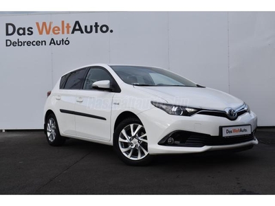 TOYOTA AURIS 1.8 HSD Live (Automata)