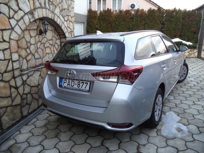 TOYOTA AURIS Touring Sports 1.33 Live Kitűnő állapot!