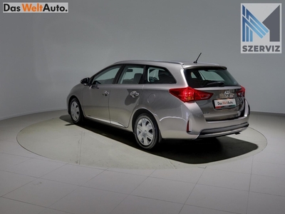 Toyota Auris Touring Sports 1.4 D-4D Live