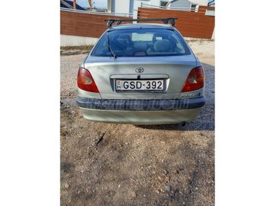 TOYOTA AVENSIS 1.6 Linea Sol