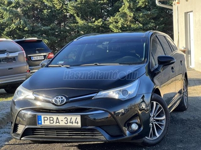 TOYOTA AVENSIS Touring Sports 1.8 Active ÉRINTŐ KIJELZŐ / SÁVTARTÓ / ÜLÉSFŰTÉS