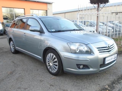 TOYOTA AVENSIS Wagon 2.0 D-4D