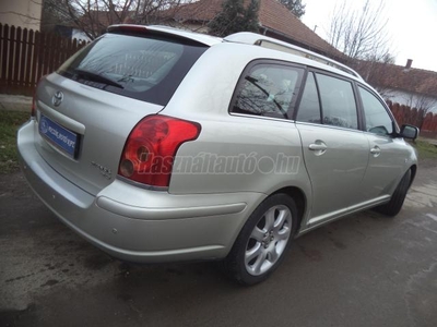 TOYOTA AVENSIS Wagon 2.0 Sol Executive