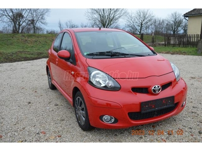 TOYOTA AYGO 1.0 AC