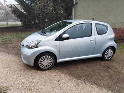 TOYOTA AYGO 1.0 Black