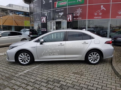 TOYOTA COROLLA 1.8 Hybrid Comfort Business e-CVT ÁFÁS! magyarországi.sérülésmentes