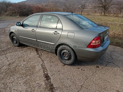 TOYOTA COROLLA Sedan 1.4 D-4D Terra Plus