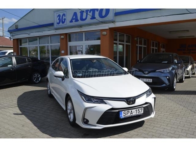 TOYOTA COROLLA Sedan 1.5 Active ÜLÉSFŰTÉS + AUTÓBESZÁMÍTÁS LEHETSÉGES + 1 ÉV GARANCIÁVA