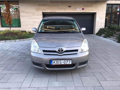 TOYOTA COROLLA VERSO 2.2 D-4D Linea Terra 7 személyes