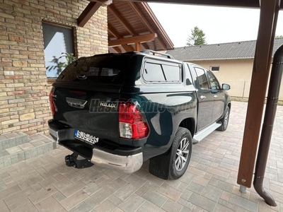 TOYOTA HI LUX Hilux 2.4 D-4D 4x4 Double Executive lejtmenet vezérlő sávtartó távolságtartó plató felépítmény szervizkönyves