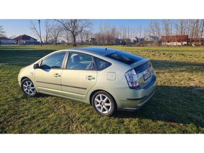 TOYOTA PRIUS 1.5 HSD JBL NAVI 2006 (Automata)