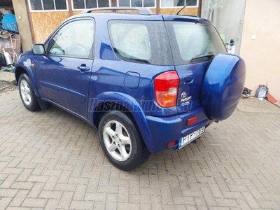 TOYOTA RAV 4 Rav4 2.0 D-4D 4x4