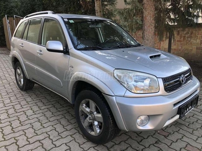 TOYOTA RAV 4 Rav4 2.0 D 4x4 Sol 219ekm!!2kulcs!Teljesen norm.állapot!