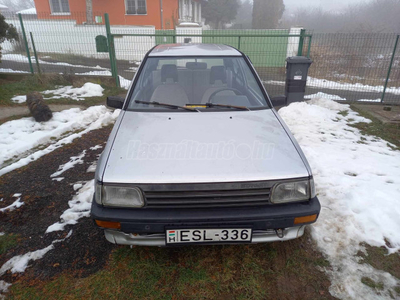 TOYOTA STARLET 1.0 DX