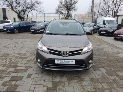 TOYOTA VERSO 1.6 D-4D Active +76E KM+2 ÉV GARANCIÁVAL+MAGYAR+1.TULAJ+SZ.KÖNYV+KLÍMA+KAMERA+Ü.FŰTÉS+GYÖNYÖRŰ+