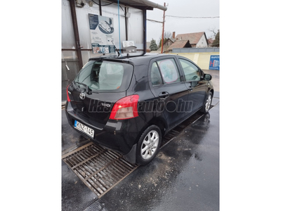 TOYOTA YARIS 1.3 Sol