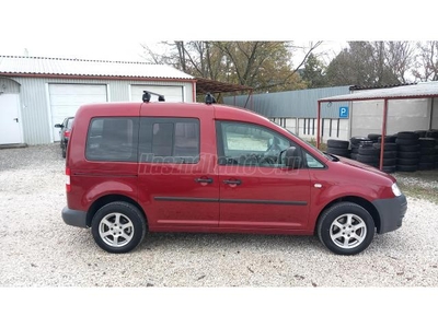 VOLKSWAGEN CADDY 1.4 Life Dupla tolóajtó.Tetőcsomagtartó. keveset futott