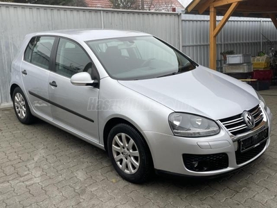 VOLKSWAGEN GOLF 1.6 Perfekt Nem fsi