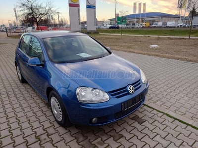 VOLKSWAGEN GOLF V 1.4 Perfekt TOUR/VONÓHOROG/179000KM/VEZETETT SZERVIZKÖNYV