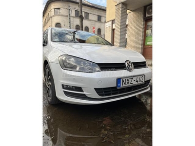 VOLKSWAGEN GOLF VII 1.6 TDI BMT Trendline DSG