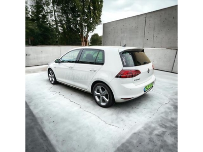 VOLKSWAGEN GOLF VII e-Golf