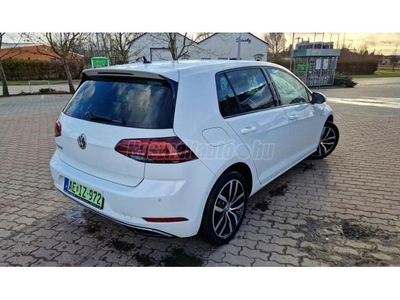 VOLKSWAGEN GOLF VII e-Golf Virtuál. Dynaudio. Bőr belső