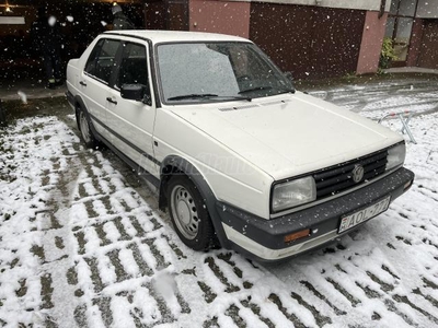 VOLKSWAGEN JETTA 1.3 CL