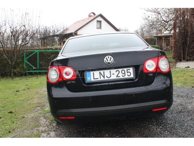 VOLKSWAGEN JETTA V 1.4 Tsi Trendline Family